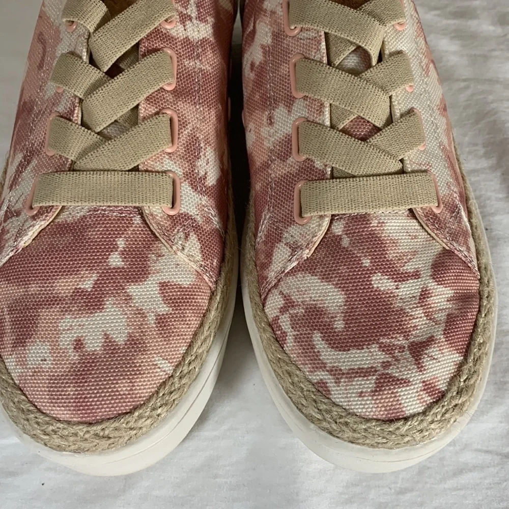 Spenco Orthopedic Comfort Tie Dye Sneakers, 5.5B